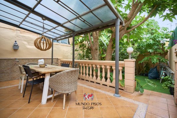 Ground floor house with free ceiling in Son Espanyolet, Palma de Mallorca, Balearic Islands.